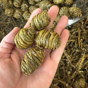 Zhen Chong Iron Bark Dendrobium - 500g per Box (Premium Grade)